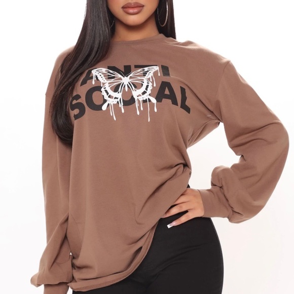 Fashion Nova Tops - Fashion Nova Tunic Top🎀